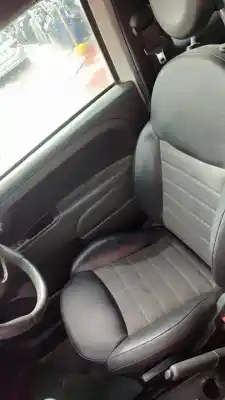 Veículo de Sucata FIAT                                               500 CABRIO (150)                                                                                                                                                                                                                                           byDiesel 86 CV / 63 KW                                                                                                                                                                                                                                     do ano 2001 alimentado 