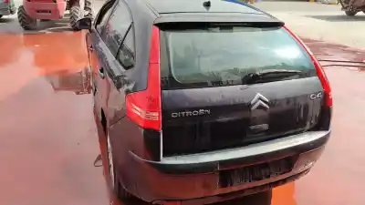 Vehicul casat citroen c4 berlina collection al anului 2010 alimentat d-9hx