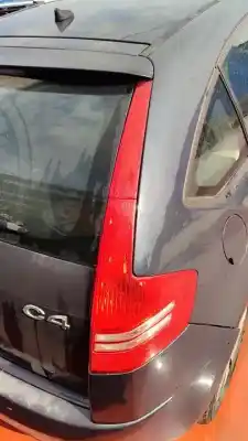 Vehicul casat citroen c4 berlina collection al anului 2010 alimentat d-9hx