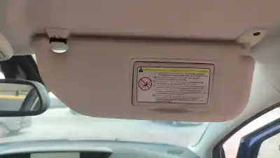 Vehicul casat citroen c4 berlina collection al anului 2010 alimentat d-9hx