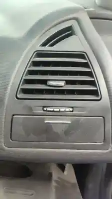 Vehicul casat citroen c4 berlina collection al anului 2010 alimentat d-9hx