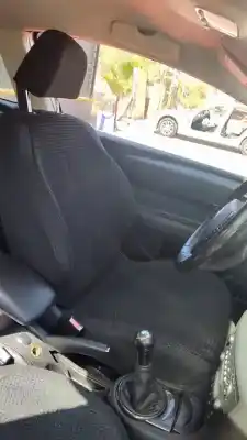 Veículo de Sucata citroen c4 coupé (la_) 1.6 hdi do ano 2001 alimentado 9hz