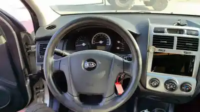 Veículo de Sucata kia sportage lx do ano 2001 alimentado g4gc