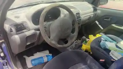 Здавання транспортного засобу renault clio ii fase i (b/cbo) 1.9 d alize року 2001 потужний f8q630