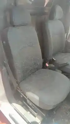 Здавання транспортного засобу renault kangoo (f/kc0) authentique 64 cv / 47 kw року 2001 потужний f8q630