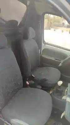 Здавання транспортного засобу renault kangoo (f/kc0) authentique 64 cv / 47 kw року 2001 потужний f8q630