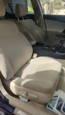 Здавання транспортного засобу lexus is200 (ds2/is2) 220d року 2001 потужний 2ad