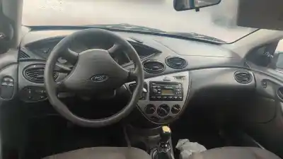 Veículo de Sucata ford focus berlina (cak) ambiente do ano 2001 alimentado ffda