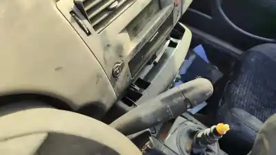 Scrapping Vehicle CITROEN C4 COUPE VTR Plus of the year 2001 powered RHR