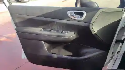 Vehículo de desguace peugeot 307 berlina (s2) d-sign del año 2001 con motor 9hx