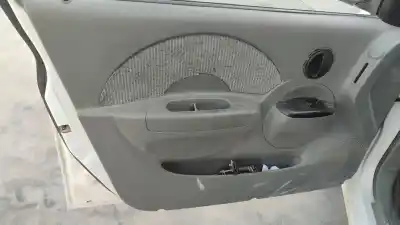 Veículo de Sucata chevrolet kalos 1.2 s (d/a) do ano 2001 alimentado b12s1-g