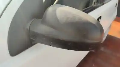 Veículo de Sucata chevrolet kalos 1.2 s (d/a) do ano 2001 alimentado b12s1-g