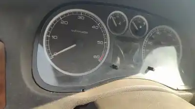 Veículo de Sucata peugeot 307 (s1) xr do ano 2001 alimentado d-rhy