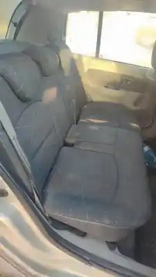 Здавання транспортного засобу renault clio ii fase ii (b/cb0) authentique року 2001 потужний d4f712