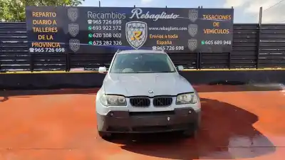 Veículo de Sucata bmw x3 (e83) 2.5i do ano 2001 alimentado m54256s5