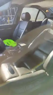 Sloopvoertuig bmw serie 5 berlina (e39) 525i van het jaar 2001 aangedreven m54256s5