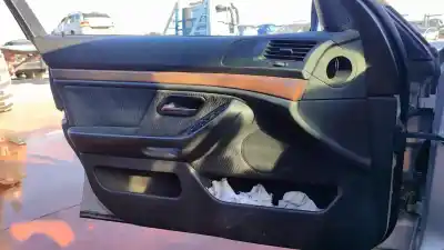 Sloopvoertuig bmw serie 5 berlina (e39) 525i van het jaar 2001 aangedreven m54256s5