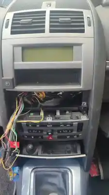 Vehicul casat peugeot 407 sw st confort al anului 2001 alimentat 3fz