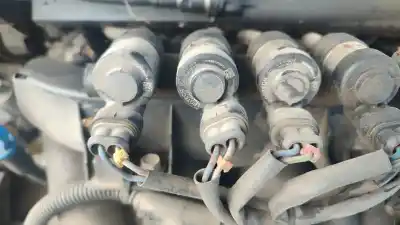 Vehicul casat peugeot 407 sw st confort al anului 2001 alimentat 3fz