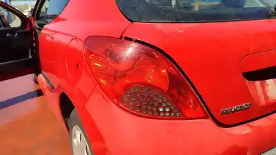 Vehicul casat peugeot 207 confort al anului 2001 alimentat kfv