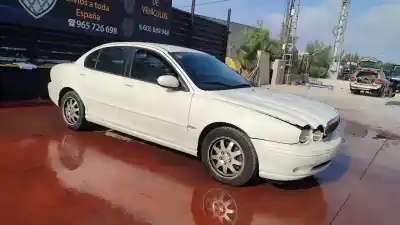 Здавання транспортного засобу jaguar x-type 2.0 d classic року 2001 потужний d/6b