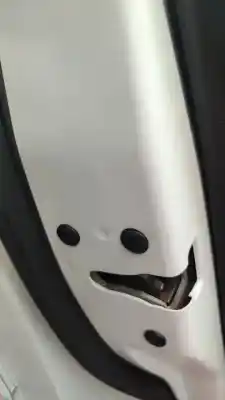 Здавання транспортного засобу jaguar x-type 2.0 d classic року 2001 потужний d/6b