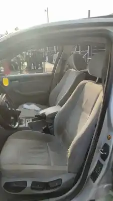 Veículo de Sucata bmw serie 3 berlina (e46) 320d do ano 2001 alimentado 204d1