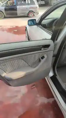 Veículo de Sucata bmw serie 3 berlina (e46) 320d do ano 2001 alimentado 204d1