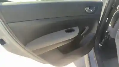 Veículo de Sucata peugeot 307 (s1) xr clim plus do ano 2001 alimentado 