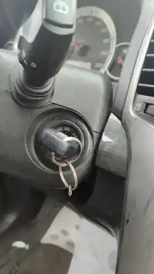 Veículo de Sucata chevrolet captiva 2.0 vcdi lt do ano 2001 alimentado z20s