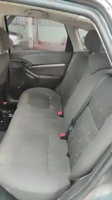 Veículo de Sucata FORD FOCUS BERLINA (CAK) Ambiente do ano 2001 alimentado C9DC