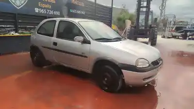 Sloopvoertuig opel corsa b (s93) 1.7 d (f08, f68, m68) van het jaar 2001 aangedreven x17d