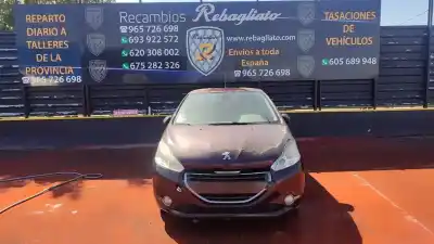 Veicolo di demolizione peugeot 208 active dell'anno 2012 alimentato 8f01