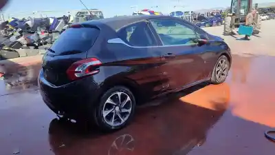 Veicolo di demolizione peugeot 208 active dell'anno 2012 alimentato 8f01