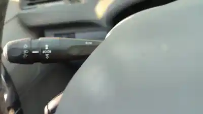 Veicolo di demolizione peugeot 208 active dell'anno 2012 alimentato 8f01