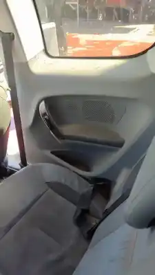 Veicolo di demolizione peugeot 208 active dell'anno 2012 alimentato 8f01