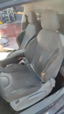 Veicolo di demolizione peugeot 208 active dell'anno 2012 alimentato 8f01