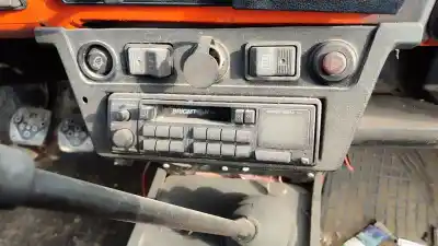 Vehículo de desguace lada niva ( 2121 / 21213 / 21214 / 21215 ) 5000 del año 2001 con motor ba32121