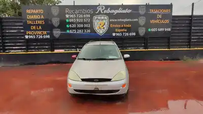 Veículo de Sucata ford focus berlina (cak) ambiente do ano 2001 alimentado fydd