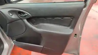 Veículo de Sucata ford focus berlina (cak) ambiente do ano 2001 alimentado fydd