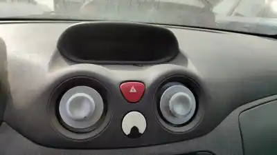 Veicolo di demolizione citroen c2 audace dell'anno 2001 alimentato 8hx