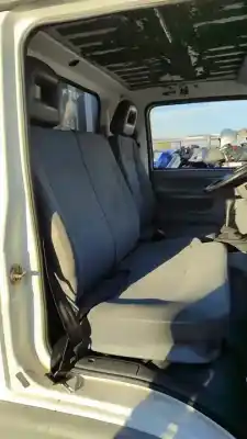 Veicolo di demolizione nissan cabstar e cabina simple cabina individual dell'anno 2001 alimentato td27