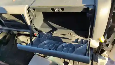 Veicolo di demolizione nissan cabstar e cabina simple cabina individual dell'anno 2001 alimentato td27