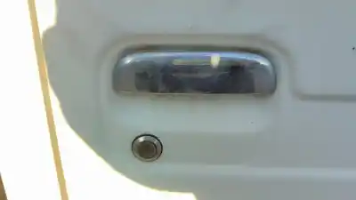 Veicolo di demolizione nissan cabstar e cabina simple cabina individual dell'anno 2001 alimentato td27