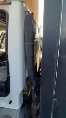 Veicolo di demolizione nissan cabstar e cabina simple cabina individual dell'anno 2001 alimentato td27