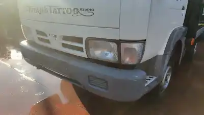 Veicolo di demolizione nissan cabstar e cabina simple cabina individual dell'anno 2001 alimentato td27