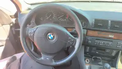 Veículo de Sucata bmw serie 5 berlina (e39) 530d do ano 2001 alimentado 306d1