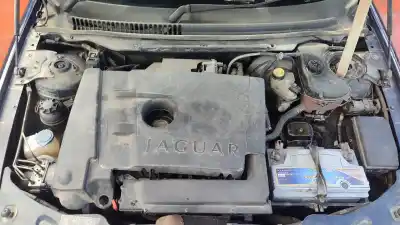 Veículo de Sucata jaguar x-type wagon 2.0 d classic do ano 2001 alimentado d/6g