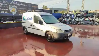 Veículo de Sucata opel combo familiar do ano 2001 alimentado y17dtl
