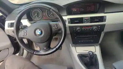 Veículo de Sucata bmw serie 3 coupe (e92) 330d do ano 2001 alimentado 306d3